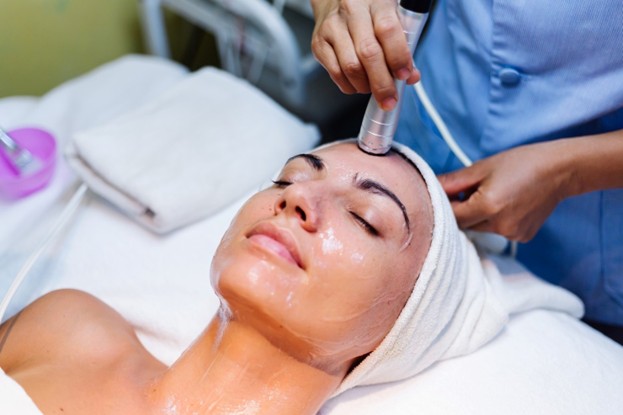 Facial peel therapy