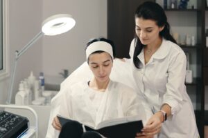 Aesthetic Consultation 